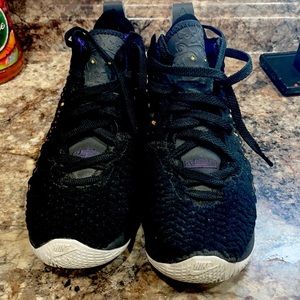 LeBron 17 that are used but in super good condition good for basketball